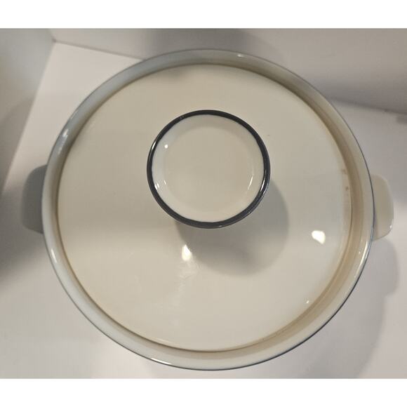 Noritake Fjord 2.25 Qt Round Covered Casserole Blue White Primastone Small Chip - Picture 5 of 6